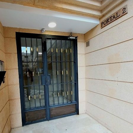 Top Suite Apartment Jerez Jardin Y Patio เฮเรซ เด ลาฟรอนเตรา ภายนอก รูปภาพ